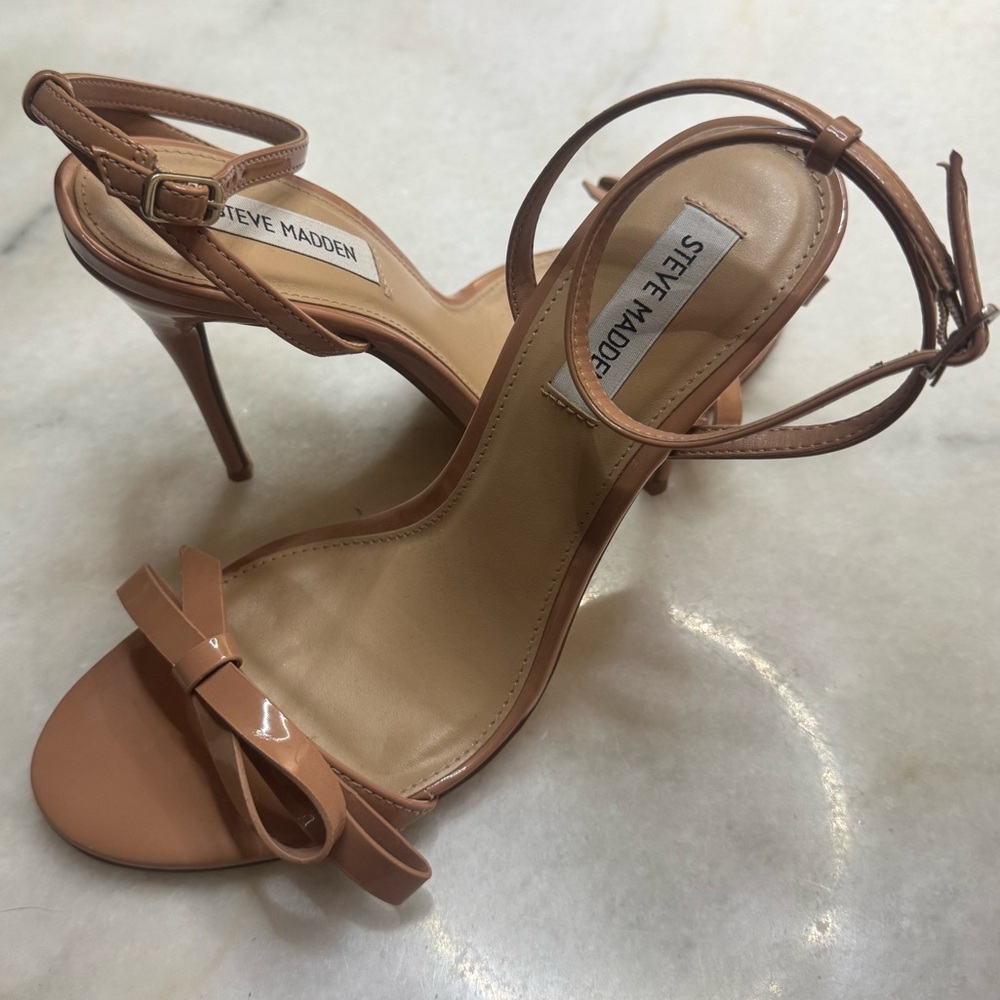 Steve Madden Nude Bow Strap Heels